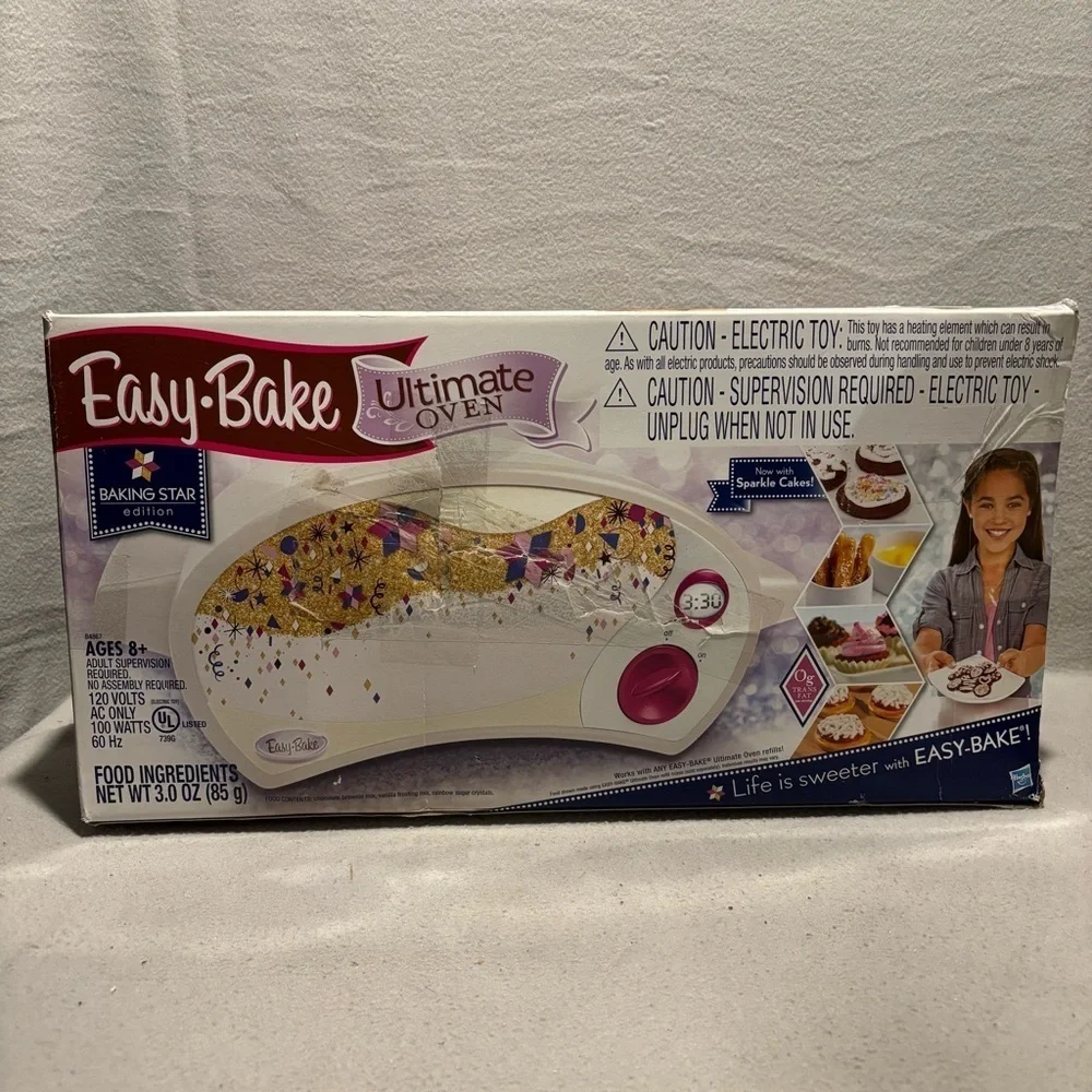 Hasbro Easy Bake Ultimate Oven Baking Star Edition New in open box
